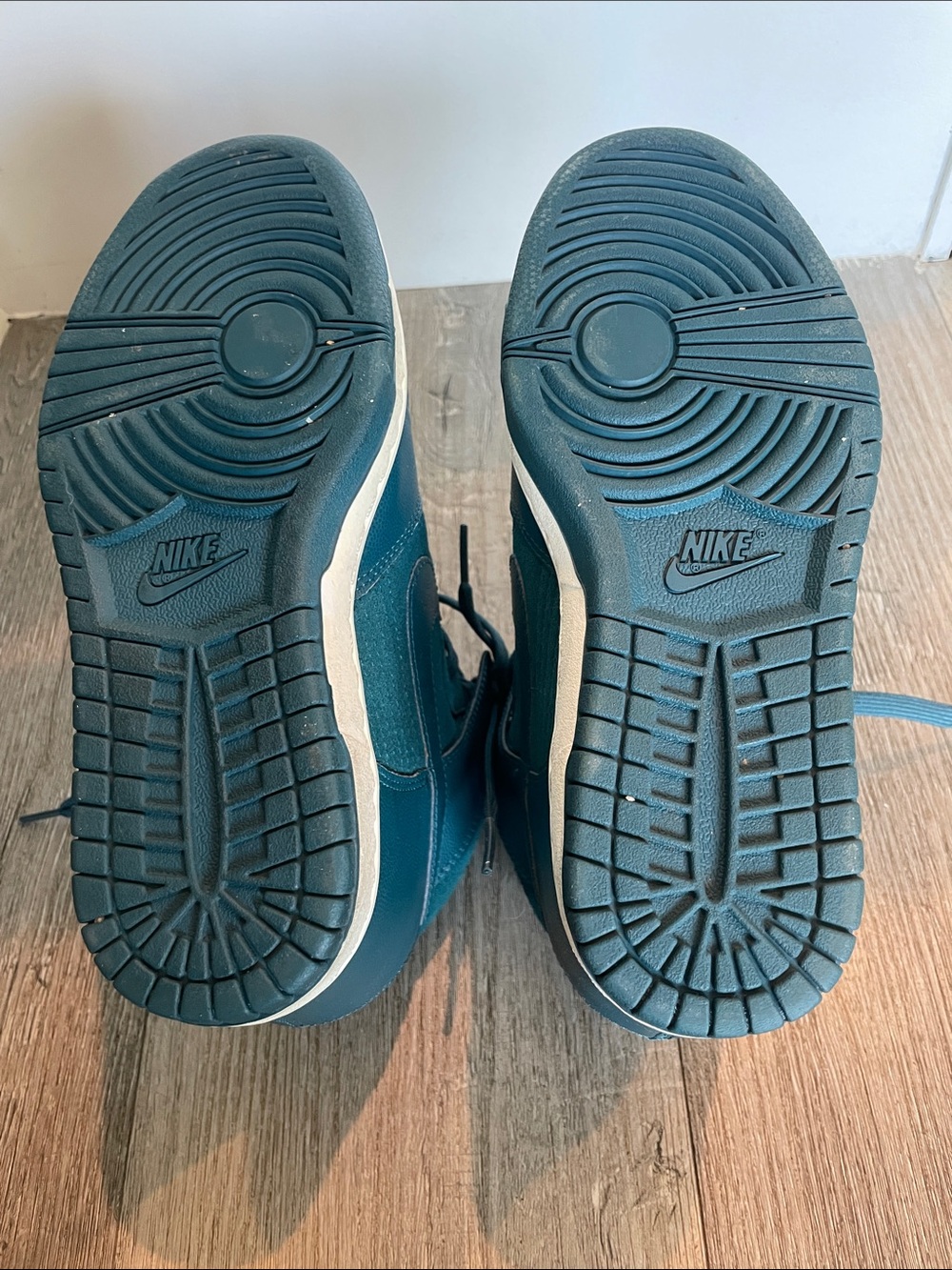 Nike Women’s Dunk Sky High Wedge Teal High-Top Sneakers - Picture 5 of 7